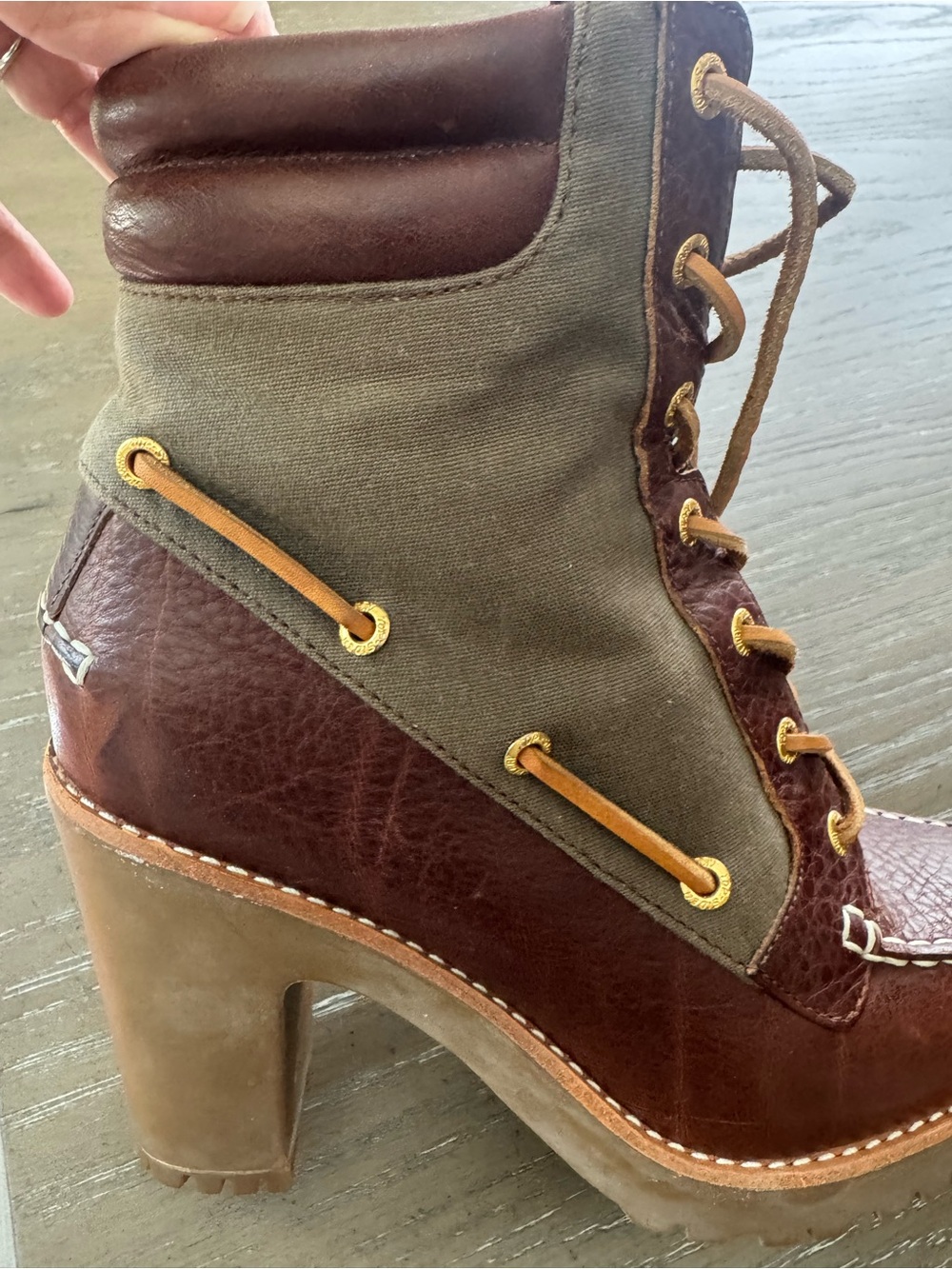 Women's Top Sperry Brown Leather Lace-Up Boot worn once - Picture 4 of 8